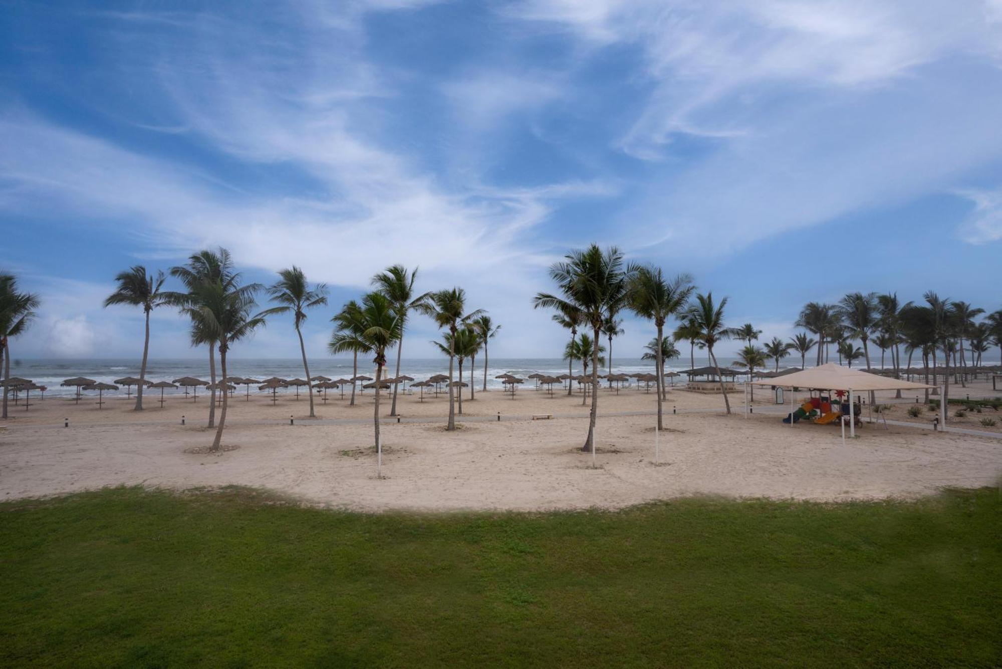 Salalah Rotana Resort Esterno foto Playa de San Juan del Sur