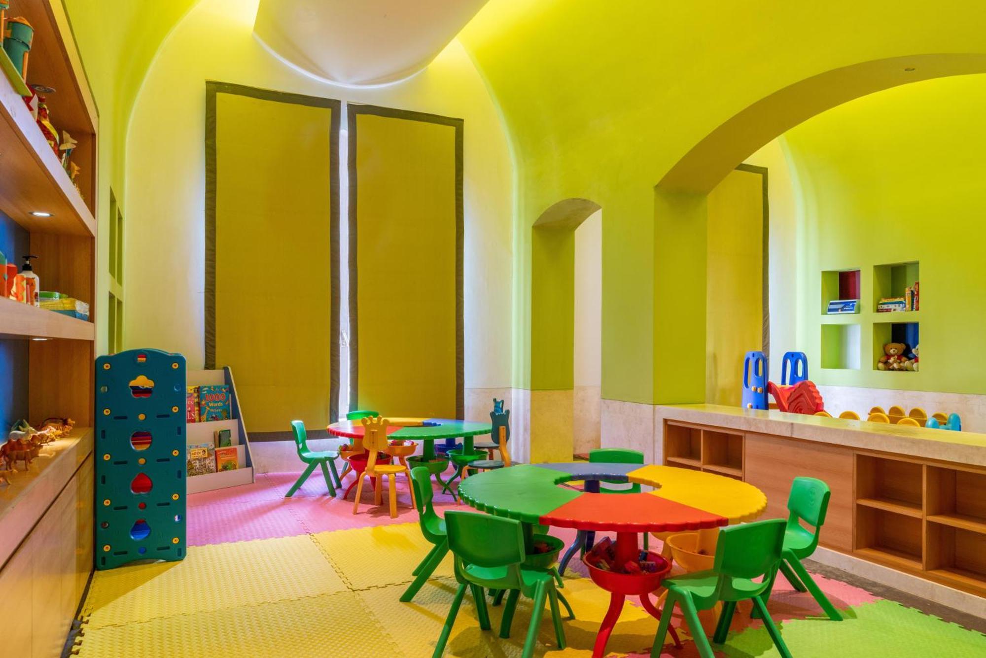 Salalah Rotana Resort Esterno foto Nursery
