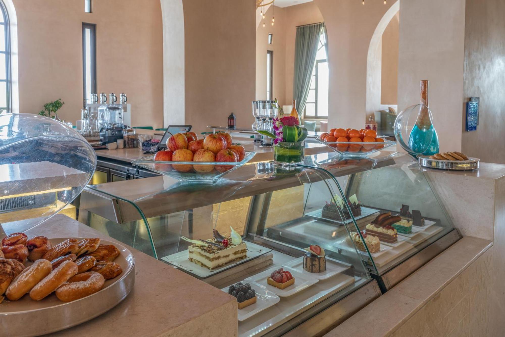 Salalah Rotana Resort Esterno foto The Café