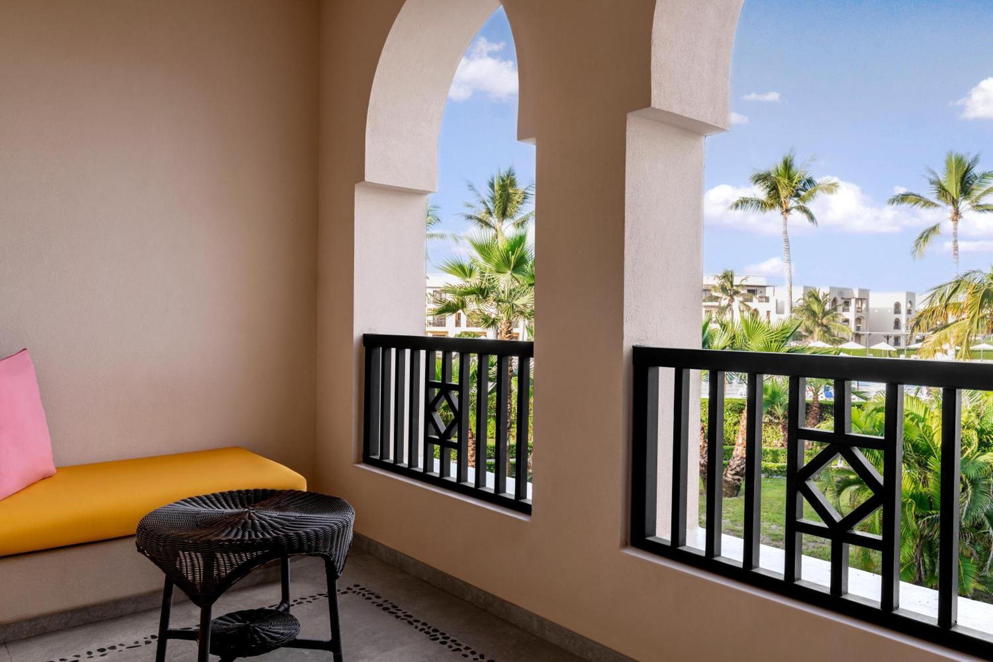 Salalah Rotana Resort Esterno foto