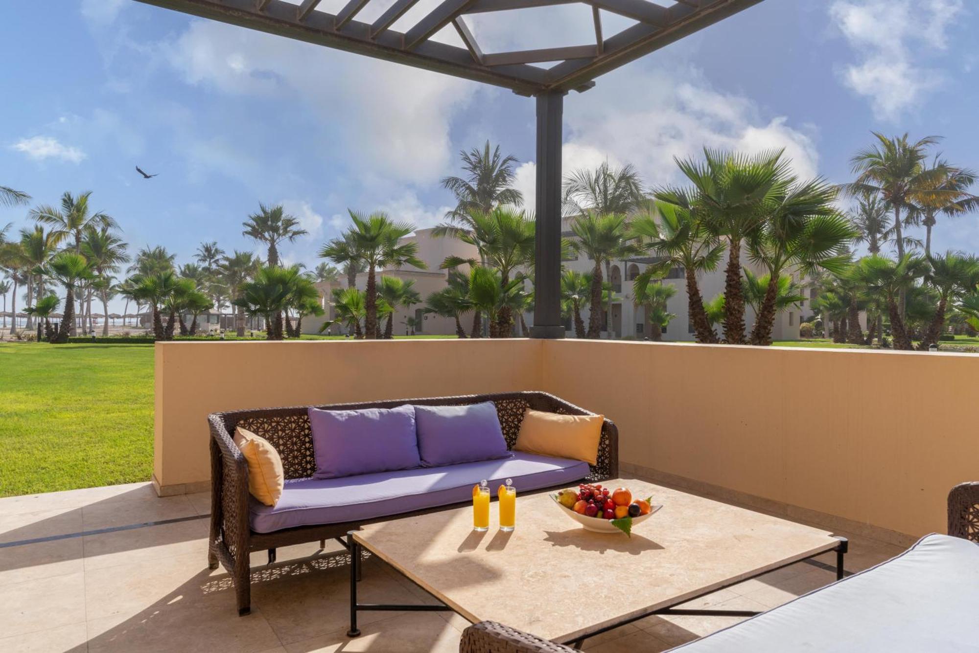Salalah Rotana Resort Esterno foto