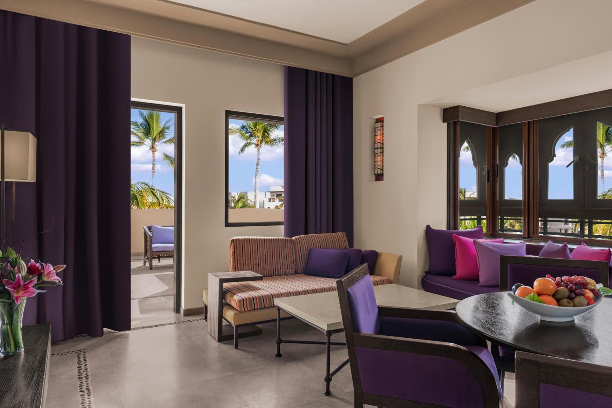 Salalah Rotana Resort Esterno foto