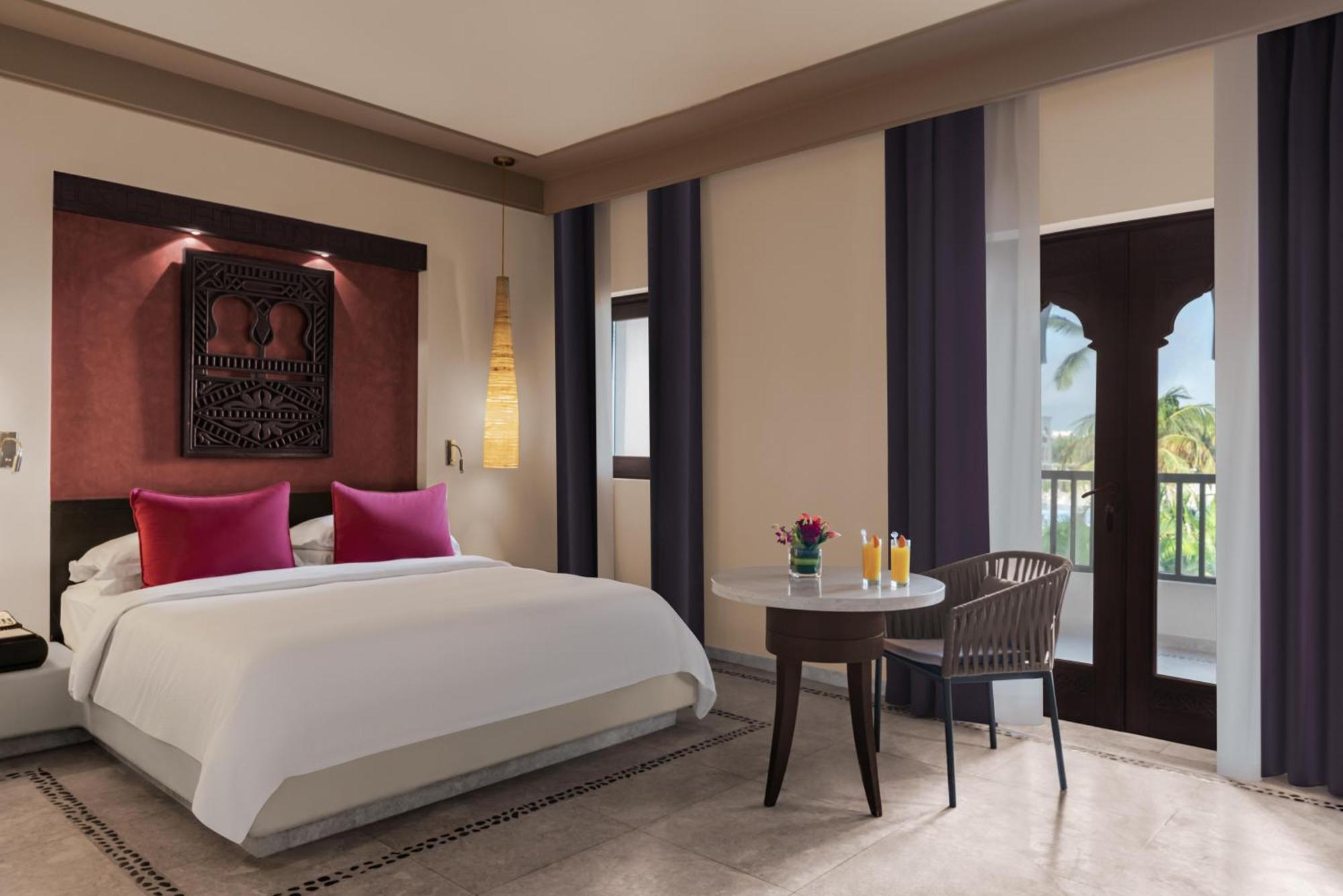Salalah Rotana Resort Esterno foto