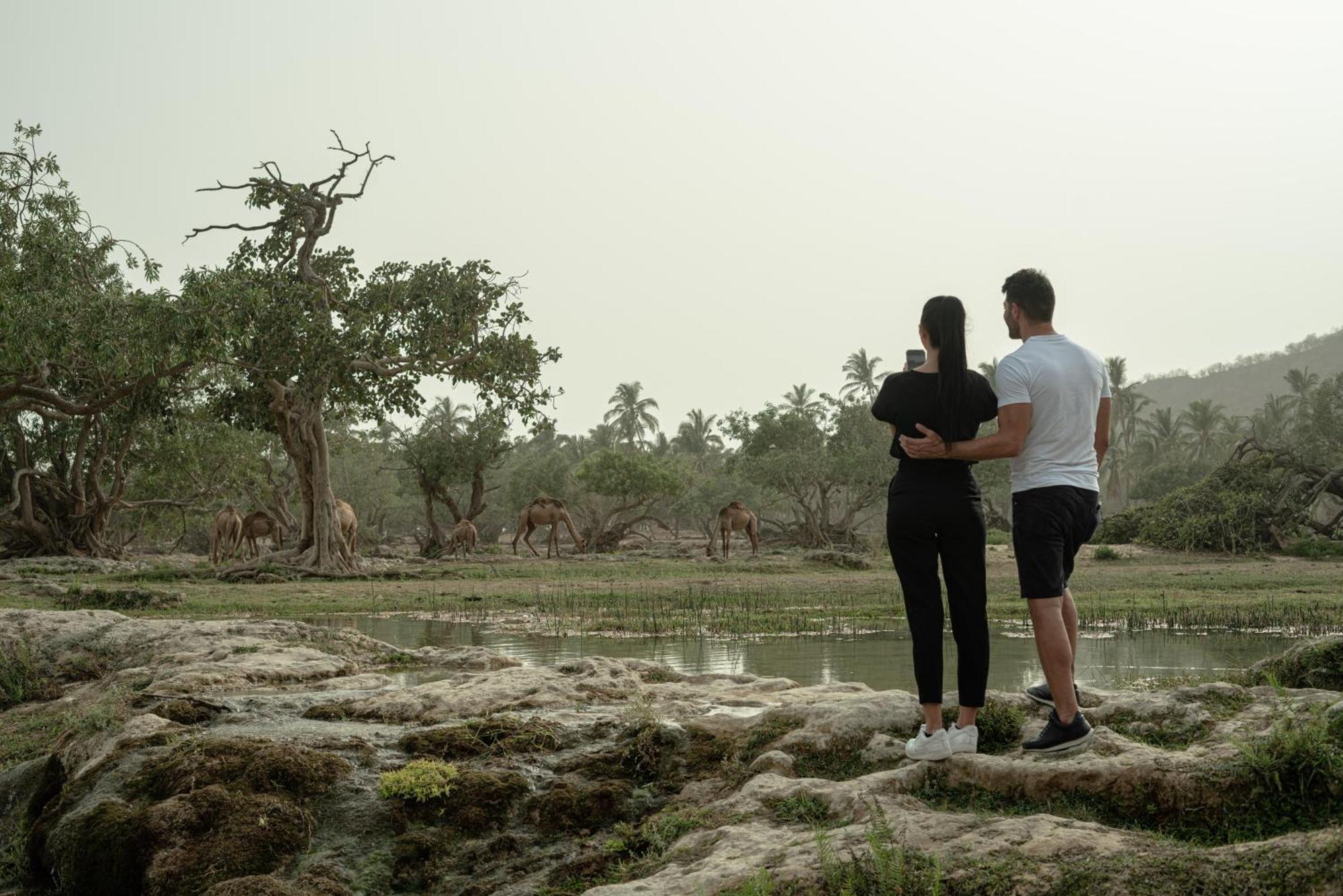 Salalah Rotana Resort Esterno foto Al-Qaraa
